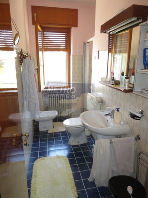 bagno - UNIFAM. AUTONOMA THIENE (VI) NORD 